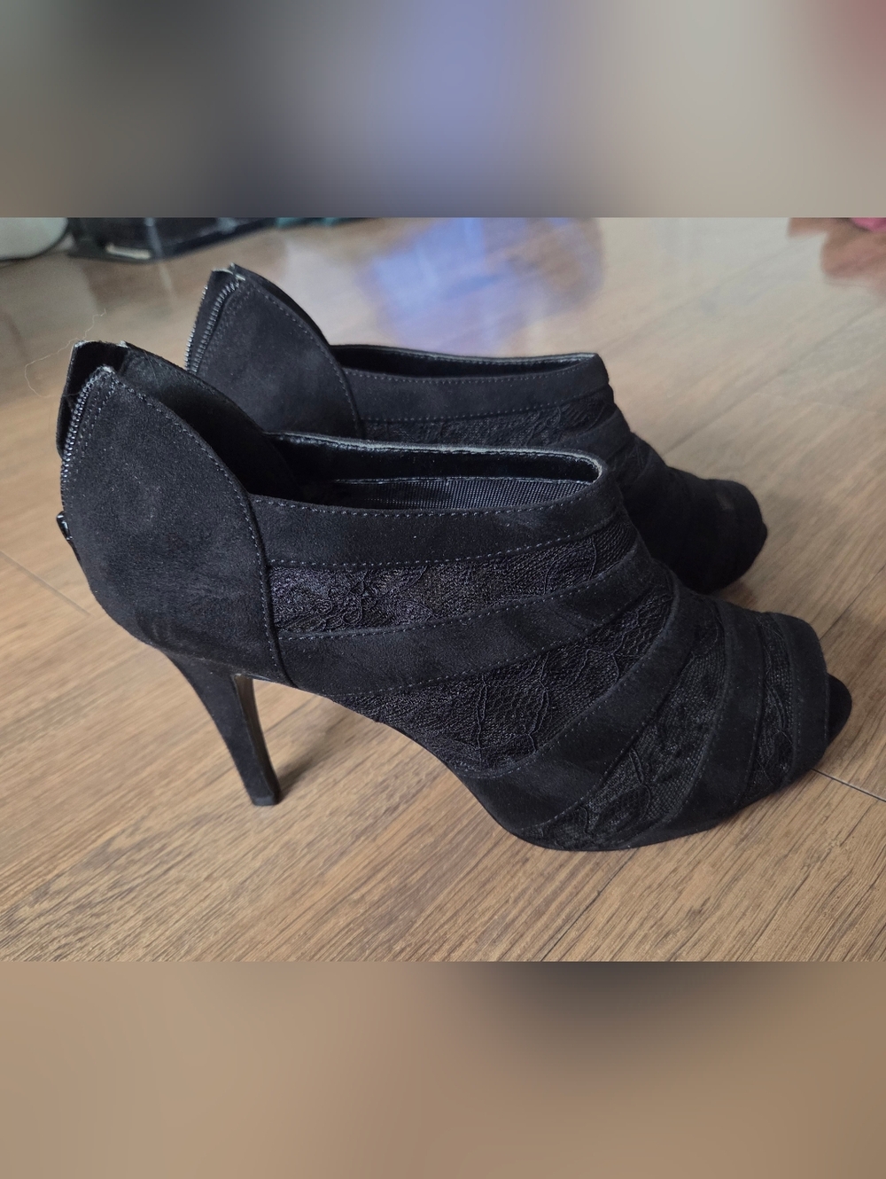 Marinelli black lace peep-toe heels